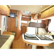 EQUIPAMIENTO INTERIOR
